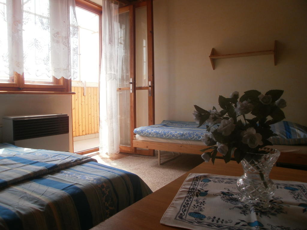 Vysoke Tatry - Svit Apartment Стая снимка