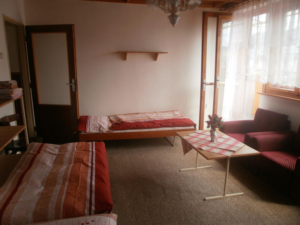 Vysoke Tatry - Svit Apartment Стая снимка